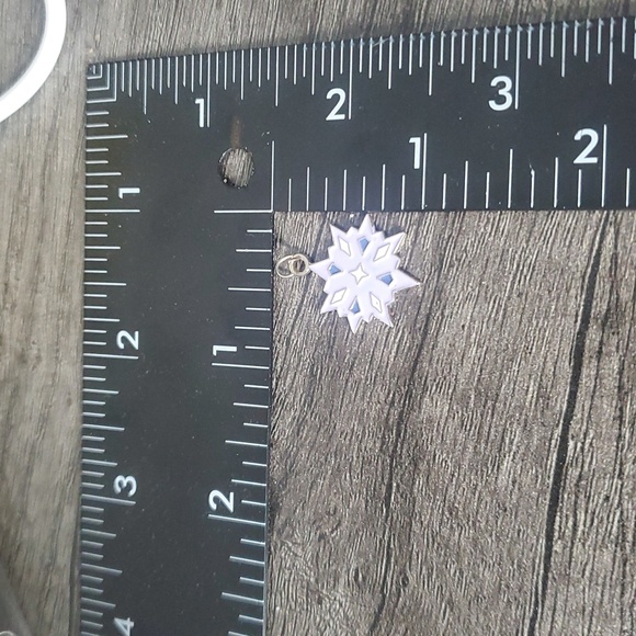 Purple Pastel Snowflake Pendant P305 - Picture 2 of 2